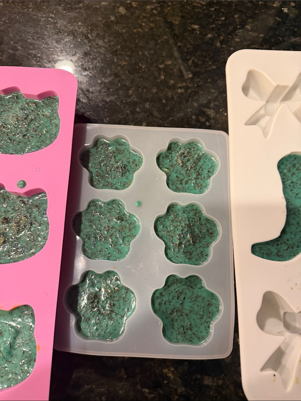 BRAND NEW SHEA BUTTER PEPPERMINT LEAVES BLUE CORNFLOWER PETALS APPLE PIE - Picture 3 of 12
